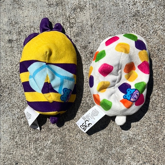 Bundle of 2 Bears vs Donuts - Picture 2 of 2